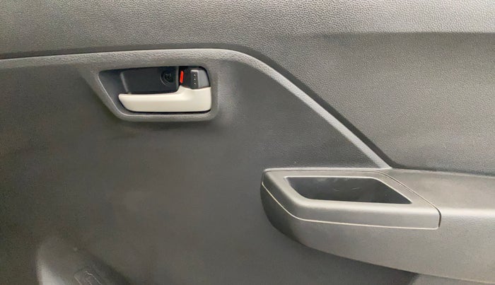 2024 Maruti Alto K10 VXI PLUS, Petrol, Manual, 23,878 km, Driver Side Door Panels Control