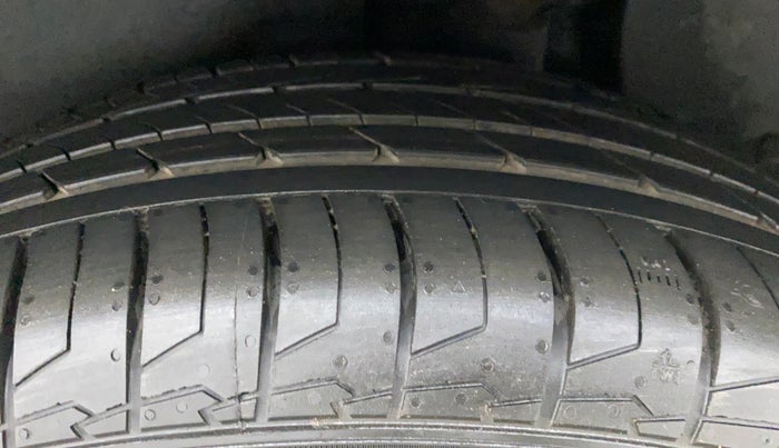 2019 Hyundai Creta SX AT 1.6 PETROL, Petrol, Automatic, 28,264 km, Left Rear Tyre Tread