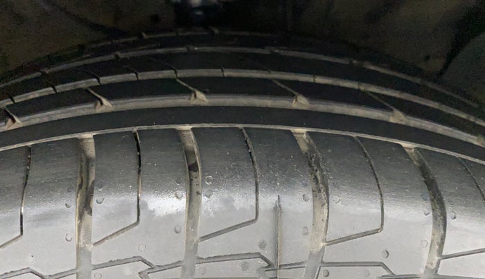 2019 Hyundai Creta SX AT 1.6 PETROL, Petrol, Automatic, 28,264 km, Right Front Tyre Tread