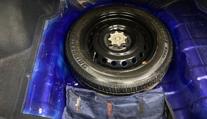 2015 Hyundai Xcent SX 1.2 (O), Petrol, Manual, 56,620 km, Spare Tyre