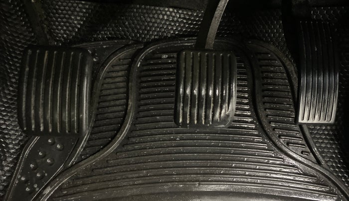 2015 Hyundai Xcent SX 1.2 (O), Petrol, Manual, 56,620 km, Pedals