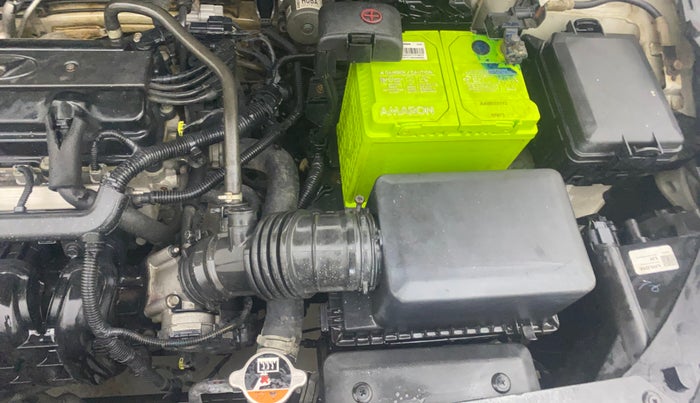 2014 Hyundai Elite i20 SPORTZ 1.2, Petrol, Manual, 1,22,146 km, Engine View - Left