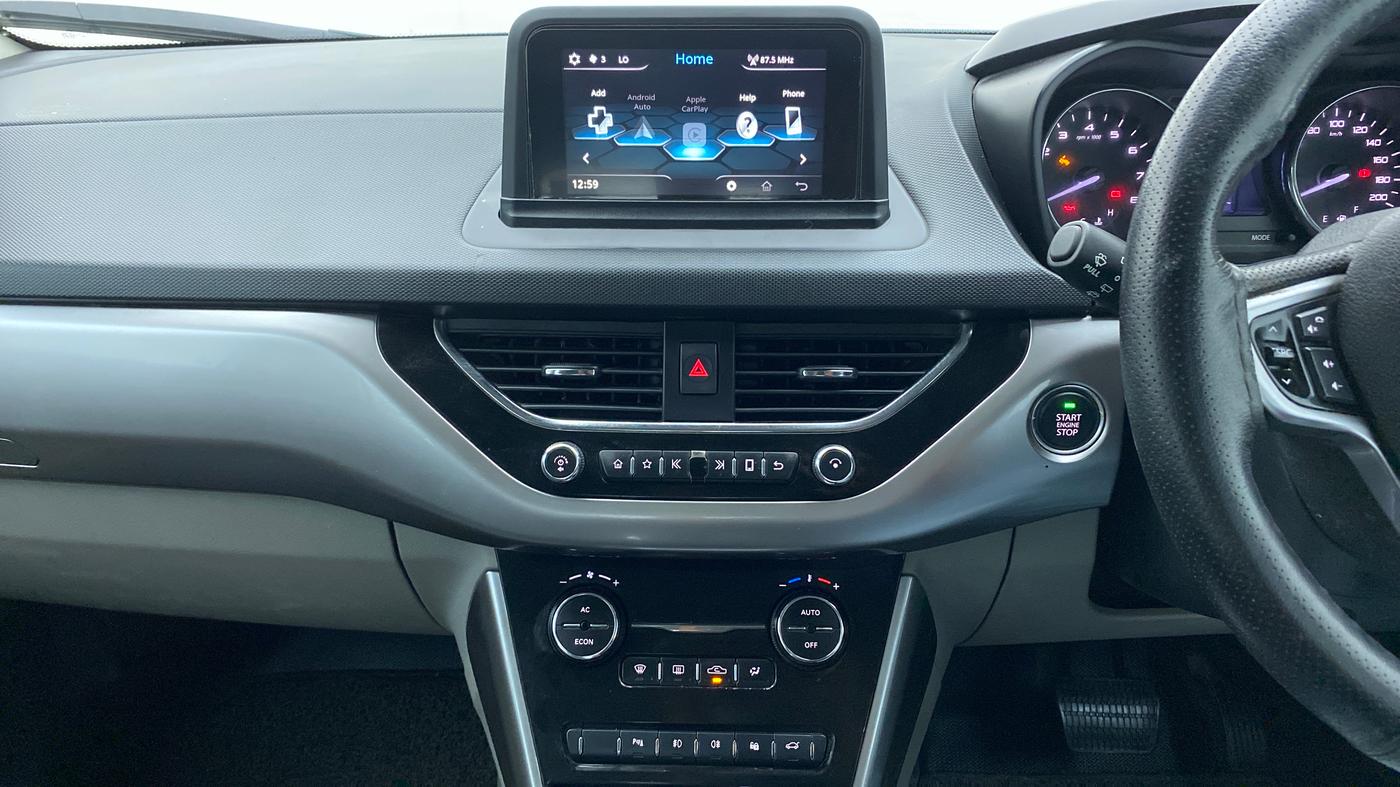 2018 Tata NEXON XZA PLUS DIESEL, Diesel, Automatic, 82,088 km, Air Conditioner