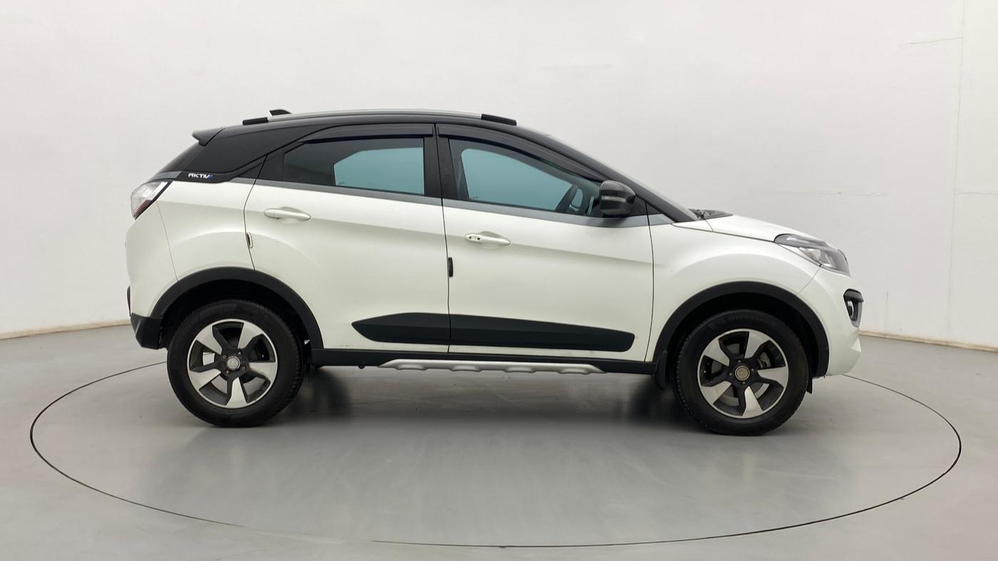 2018 Tata NEXON XZA PLUS DIESEL, Diesel, Automatic, 82,088 km, Right Side View