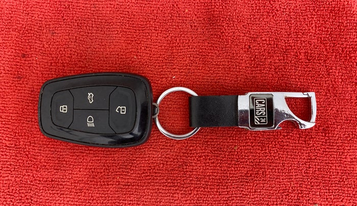 2018 Tata NEXON XZA PLUS DIESEL, Diesel, Automatic, 82,088 km, Key Close Up