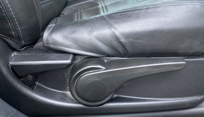 2018 Tata NEXON XZA PLUS DIESEL, Diesel, Automatic, 82,088 km, Driver Side Adjustment Panel