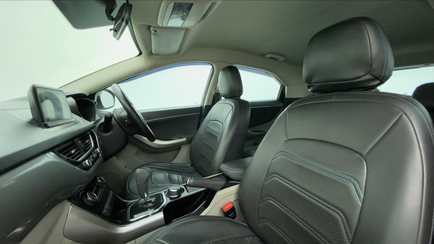2018 Tata NEXON XZA PLUS DIESEL, Diesel, Automatic, 82,088 km, Right Side Front Door Cabin