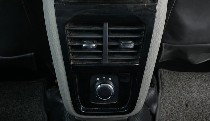 2018 Tata NEXON XZA PLUS DIESEL, Diesel, Automatic, 82,088 km, Rear AC Vents