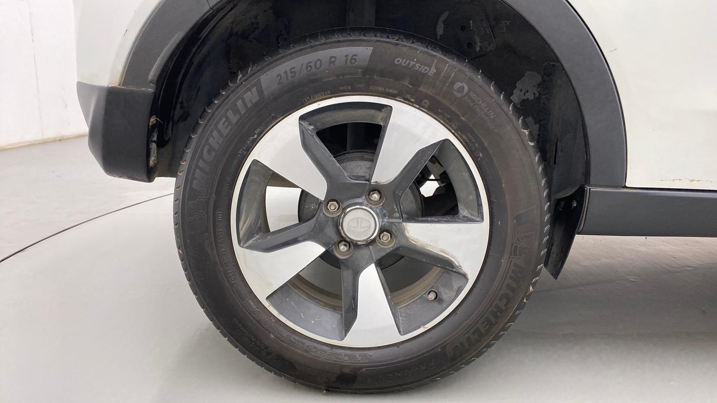 2018 Tata NEXON XZA PLUS DIESEL, Diesel, Automatic, 82,088 km, Right Rear Wheel