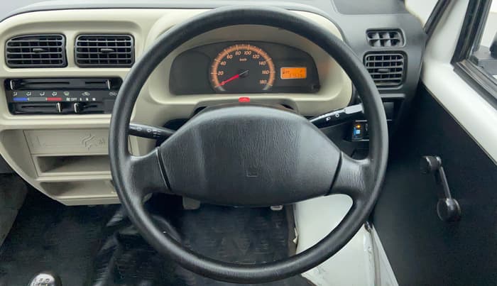 2017 Maruti Eeco 5 STR, CNG, Manual, 37,539 km, Steering Wheel Close-up