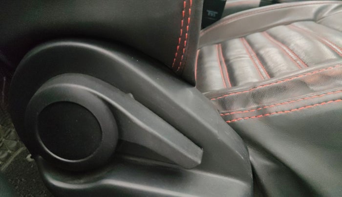 2021 Tata ALTROZ XT PETROL, Petrol, Manual, 24,302 km, Driver Side Adjustment Panel