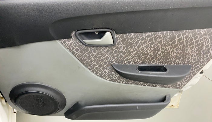 2017 Maruti Alto 800 VXI, Petrol, Manual, 11,815 km, Driver Side Door Panels Control