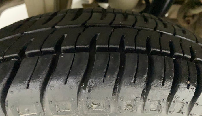 2017 Maruti Alto 800 VXI, Petrol, Manual, 11,815 km, Right Rear Tyre Tread