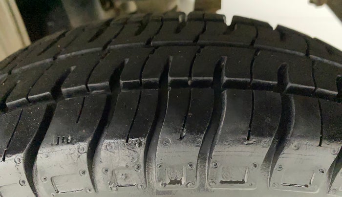 2017 Maruti Alto 800 VXI, Petrol, Manual, 11,815 km, Left Rear Tyre Tread