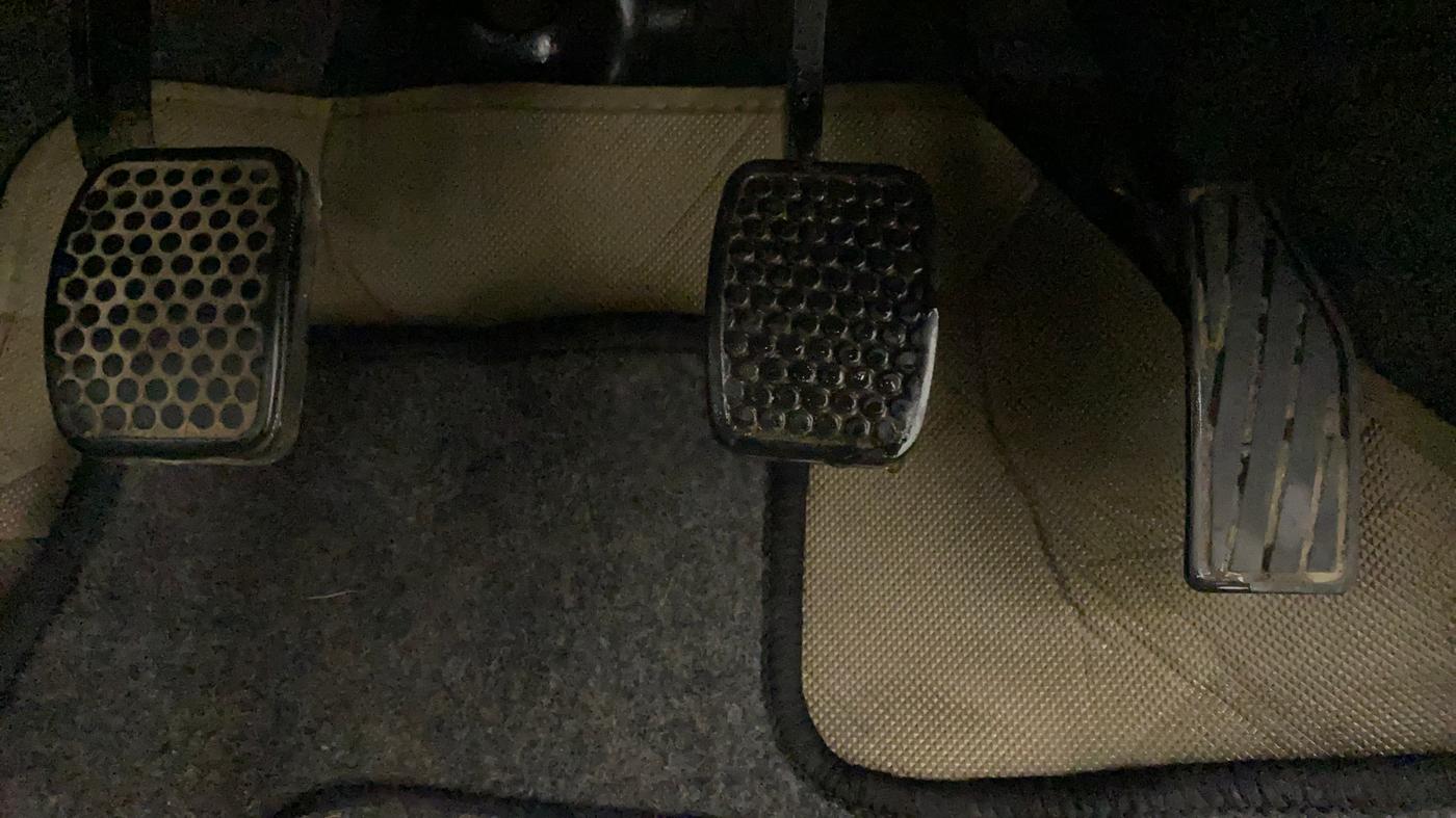 2017 Maruti Alto 800 VXI, Petrol, Manual, 11,815 km, Pedals