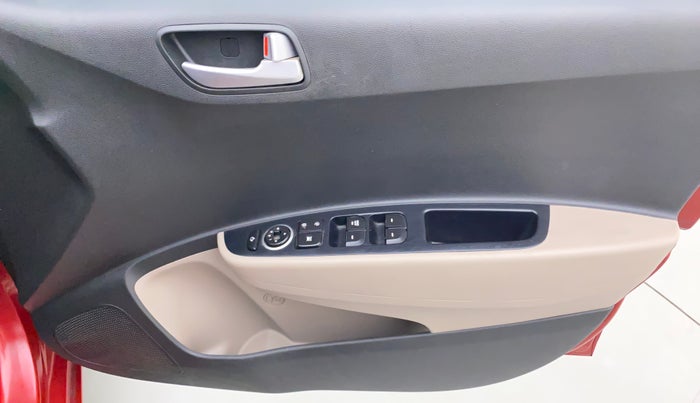 2018 Hyundai Grand i10 SPORTZ (O) 1.2 KAPPA VTVT, Petrol, Manual, 1,00,624 km, Driver Side Door Panels Control