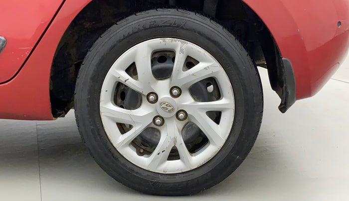 2018 Hyundai Grand i10 SPORTZ (O) 1.2 KAPPA VTVT, Petrol, Manual, 1,00,624 km, Left Rear Wheel