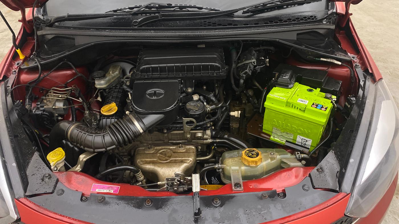 2018 Tata TIGOR XZA PETROL, Petrol, Automatic, 67,615 km, Engine View