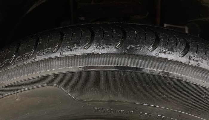 2018 Tata TIGOR XZA PETROL, Petrol, Automatic, 67,273 km, Right Front Tyre Tread