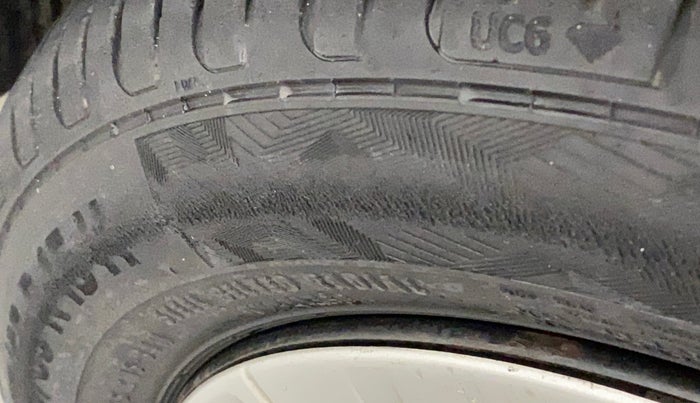 2017 Honda City 1.5L I-VTEC SV, Petrol, Manual, 89,815 km, Left front tyre - Minor crack