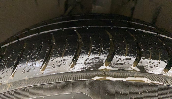 2021 Tata ALTROZ XZ PETROL, Petrol, Manual, 12,115 km, Left Front Tyre Tread