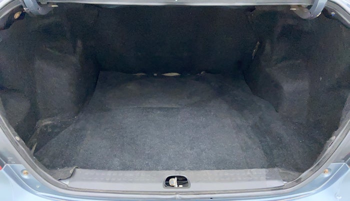 2010 Maruti Swift Dzire VXI, Petrol, Manual, 63,696 km, Boot Inside
