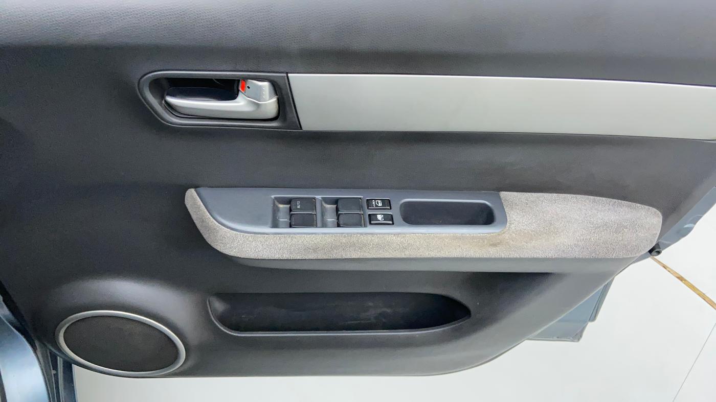 2010 Maruti Swift Dzire VXI, Petrol, Manual, 63,696 km, Driver Side Door Panels Control