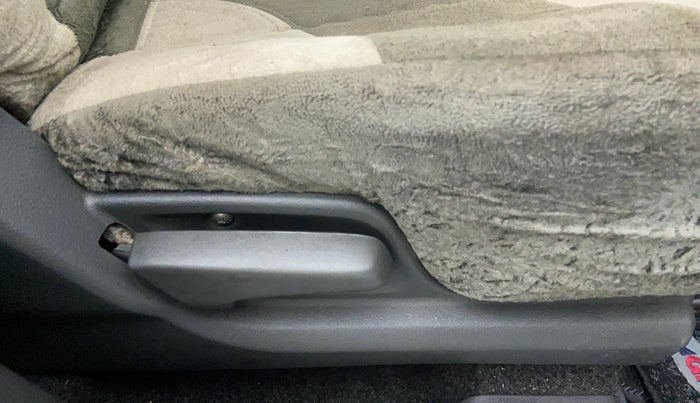 2010 Maruti Swift Dzire VXI, Petrol, Manual, 63,696 km, Driver Side Adjustment Panel