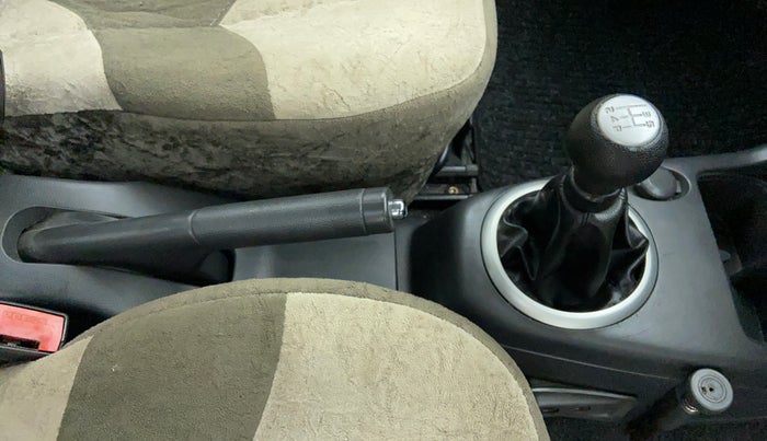 2010 Maruti Swift Dzire VXI, Petrol, Manual, 63,696 km, Gear Lever