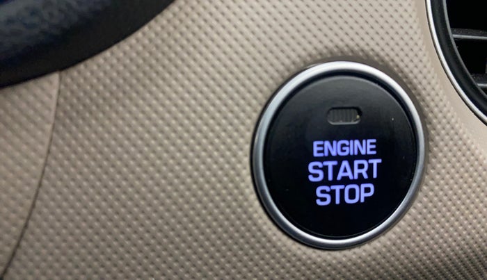 2017 Hyundai Grand i10 ASTA 1.2 KAPPA VTVT, Petrol, Manual, 65,910 km, Keyless Start/ Stop Button