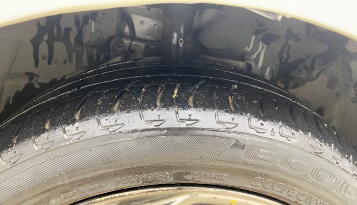 2019 Ford Ecosport TITANIUM 1.5L SPORTS(SUNROOF) DIESEL, Diesel, Manual, 1,03,640 km, Right Front Tyre Tread