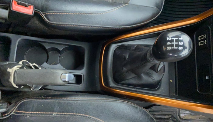 2019 Ford Ecosport TITANIUM 1.5L SPORTS(SUNROOF) DIESEL, Diesel, Manual, 1,03,640 km, Gear Lever