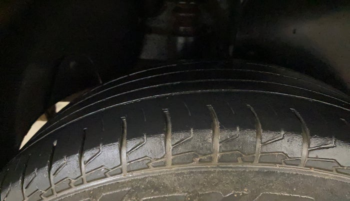 2023 Hyundai Creta SX 1.5 PETROL, Petrol, Manual, 54,745 km, Right Rear Tyre Tread