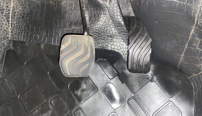 2018 Datsun Redi Go T(O) 1.0 AMT, Petrol, Automatic, 13,516 km, Pedals