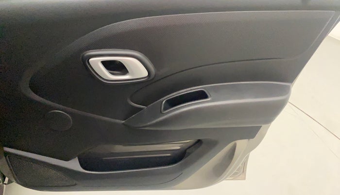 2018 Datsun Redi Go T(O) 1.0 AMT, Petrol, Automatic, 13,516 km, Driver Side Door Panels Control