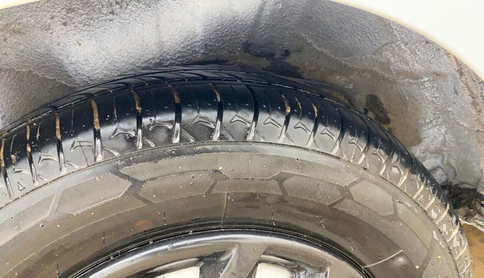 2013 Hyundai i10 ERA 1.1, Petrol, Manual, 58,077 km, Right Rear Tyre Tread