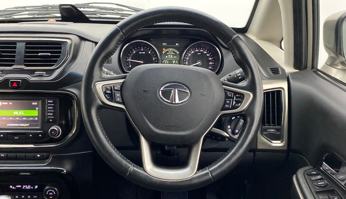 2018 Tata Hexa Varicor 400 XTA, Diesel, Automatic, 59,336 km, Steering Wheel Close Up