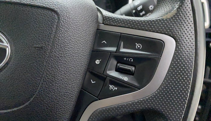2021 Tata Safari XZA PLUS 6S, Diesel, Automatic, 15,678 km, Adaptive Cruise Control