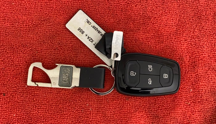 2021 Tata Safari XZA PLUS 6S, Diesel, Automatic, 15,678 km, Key Close Up