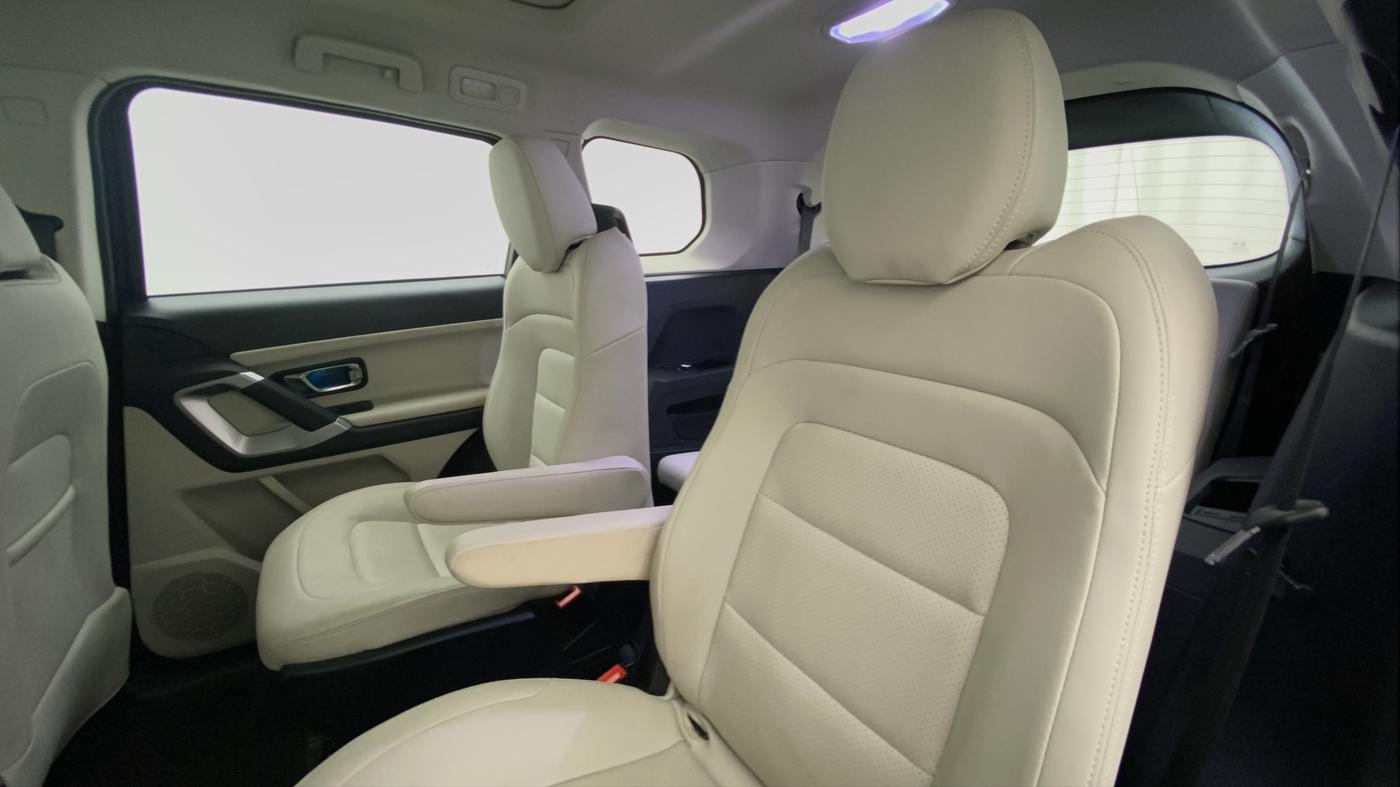 2021 Tata Safari XZA PLUS 6S, Diesel, Automatic, 15,678 km, Right Side Rear Door Cabin