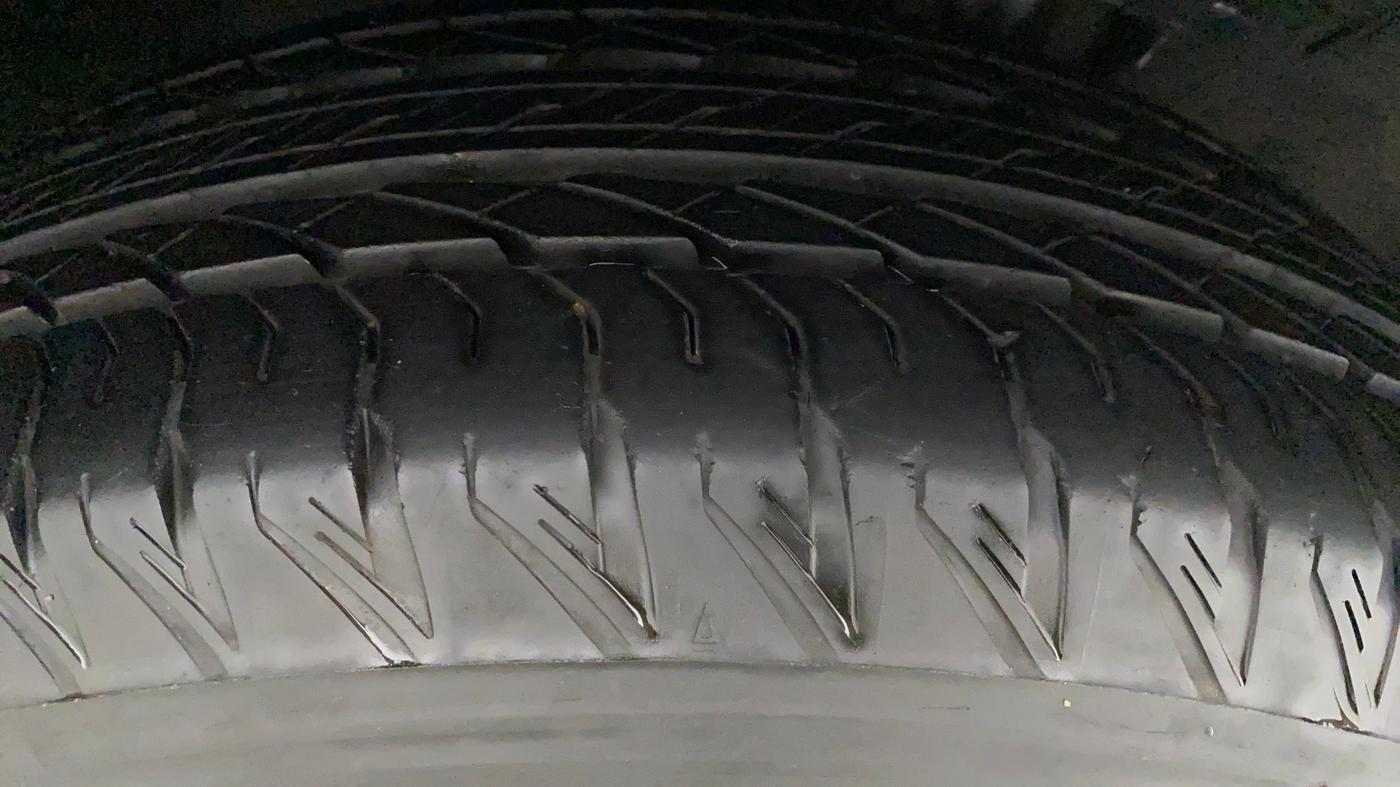 2021 Tata Safari XZA PLUS 6S, Diesel, Automatic, 15,678 km, Right Rear Tyre Tread