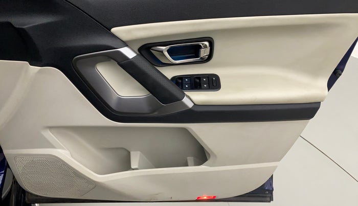 2021 Tata Safari XZA PLUS 6S, Diesel, Automatic, 15,678 km, Driver Side Door Panels Control