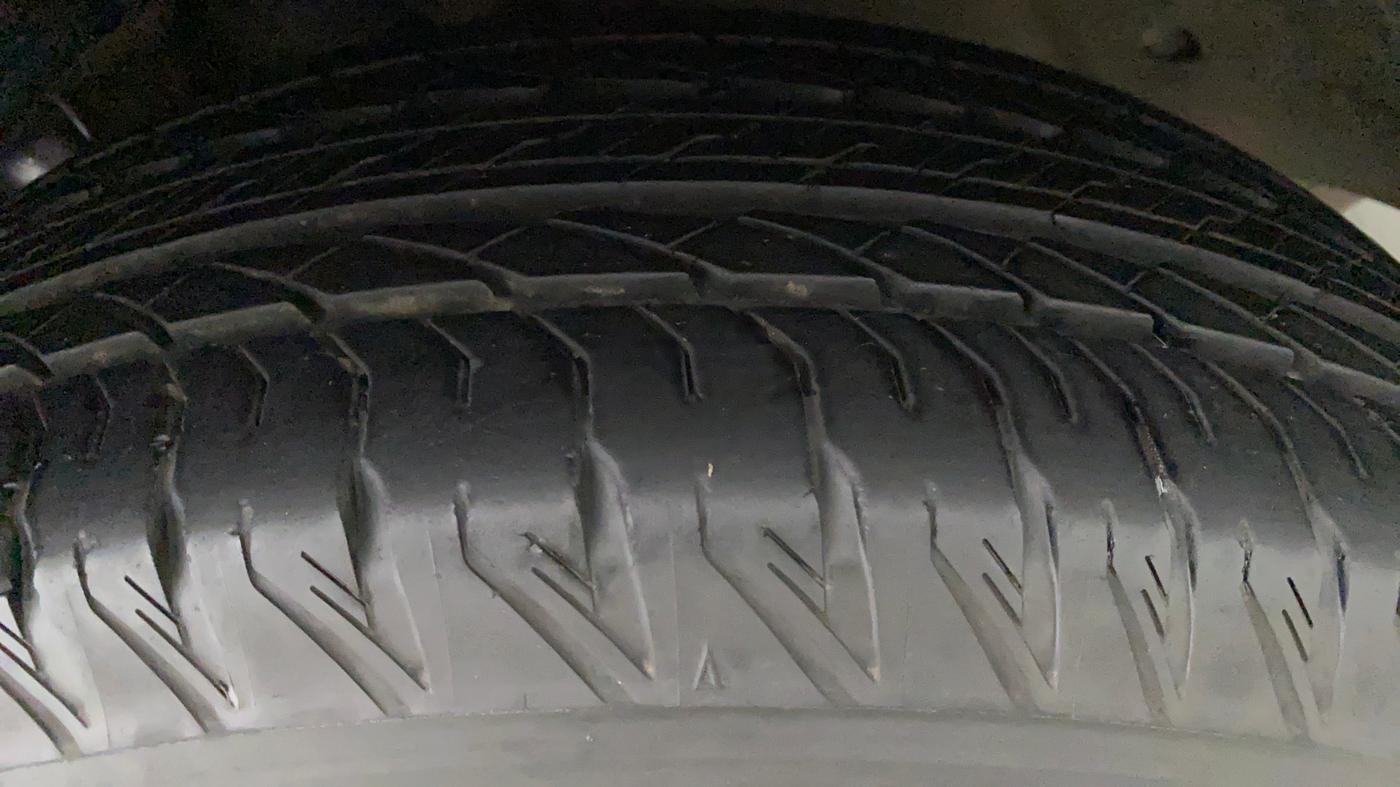 2021 Tata Safari XZA PLUS 6S, Diesel, Automatic, 15,678 km, Left Rear Tyre Tread