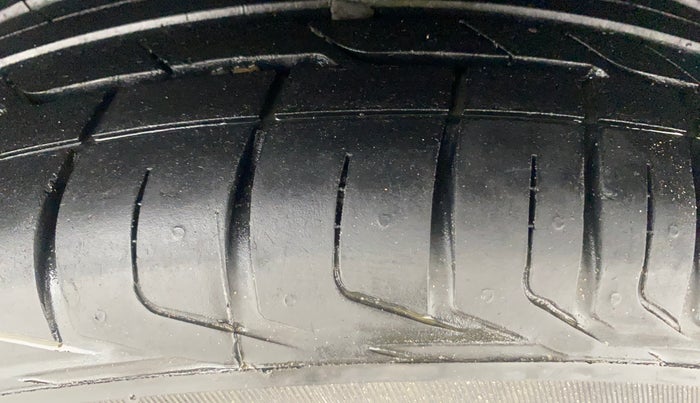 2022 Tata NEXON XZA PLUS KAZIRANGA PETROL, Petrol, Automatic, 31,771 km, Left Rear Tyre Tread
