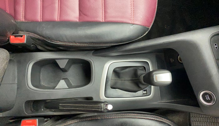 2022 Nissan MAGNITE XV PREMIUM TURBO (O) CVT, Petrol, Automatic, 45,420 km, Gear Lever
