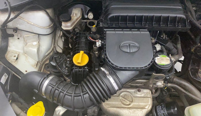 2018 Tata Tiago XT 1.2 REVOTRON, Petrol, Manual, 85,429 km, Engine View - Right