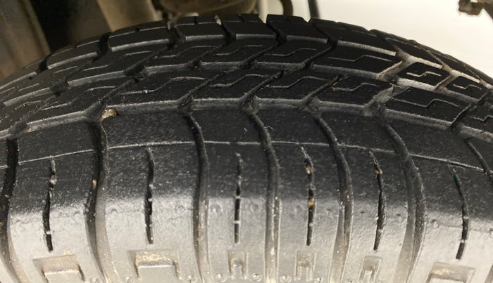 2012 Maruti Alto 800 LXI, Petrol, Manual, 40,758 km, Left Rear Tyre Tread