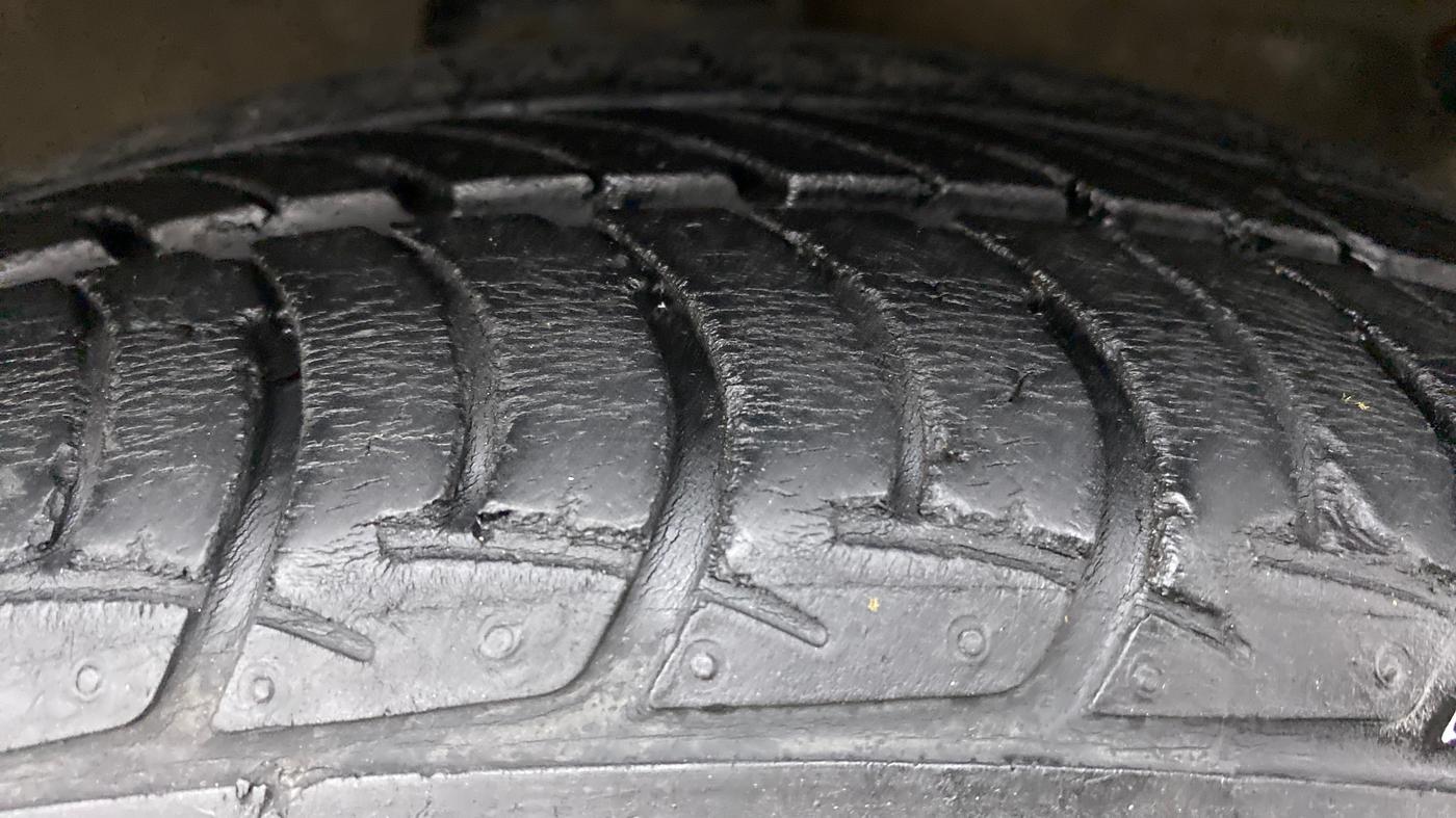 2018 Maruti Celerio X ZXI AMT, Petrol, Automatic, 33,269 km, Right Front Tyre Tread