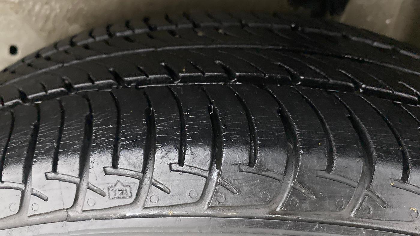 2018 Maruti Celerio X ZXI AMT, Petrol, Automatic, 33,269 km, Left Rear Tyre Tread