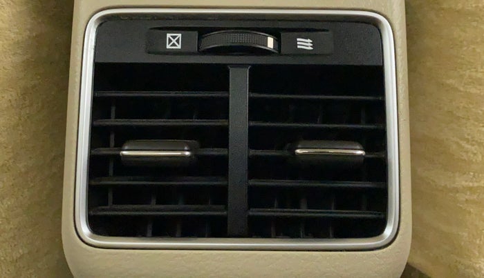 2016 Maruti Ciaz ZXI+ AT, Petrol, Automatic, 33,520 km, Rear AC Vents